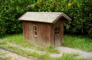 Výhybkářský domek úzký - stavebnice TT